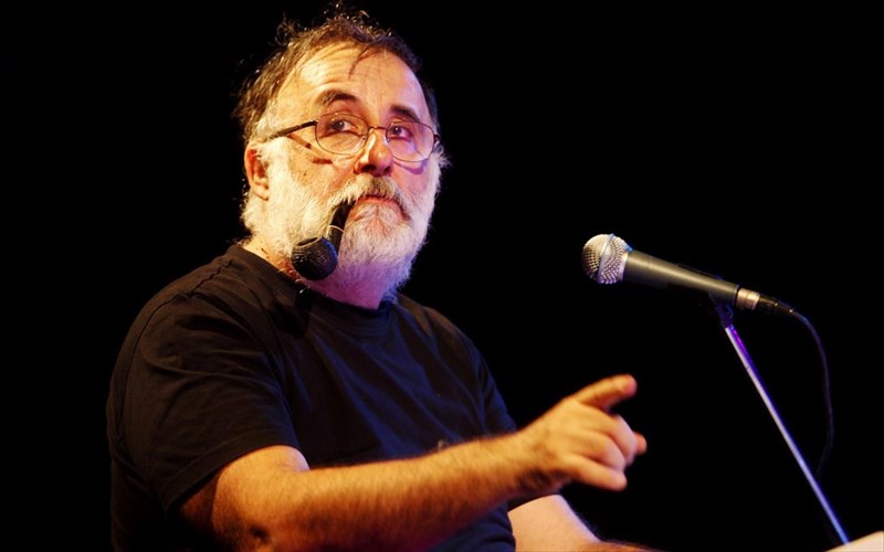 thanos-mikroutsikos--lupisou-autous-pou-den-oneireuontai