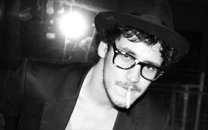 capablanca-apo-to-underground-berolino-sto-kitty-cat