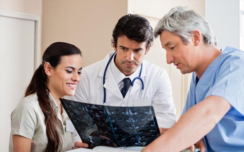 10-andrika-simeia-somatos-pou-marturoun-astheneies