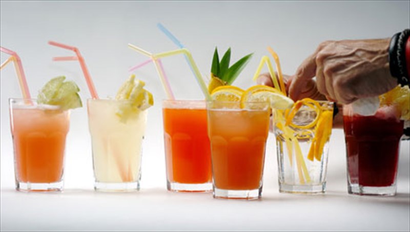 eukola-kalokairina-kokteil-me-liga-sustatika