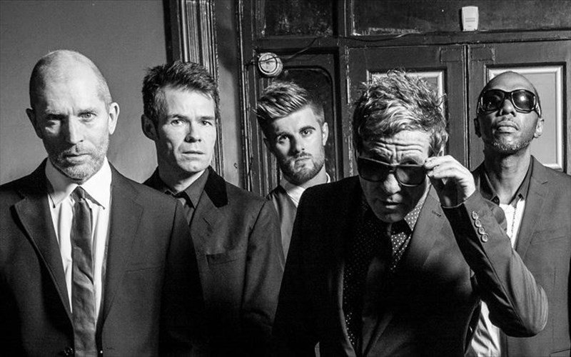 oi-bretanoi-pistoleros-epistrefoun-stin-athina