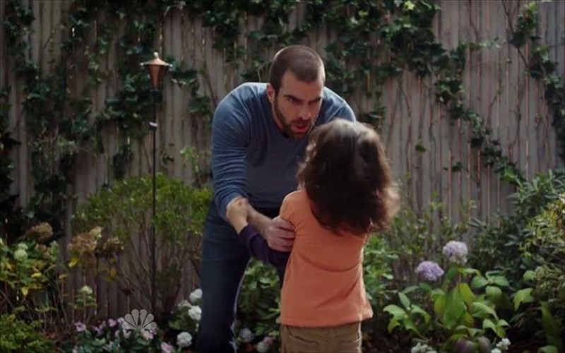 giati-den-trelathika-me-to-the-slap