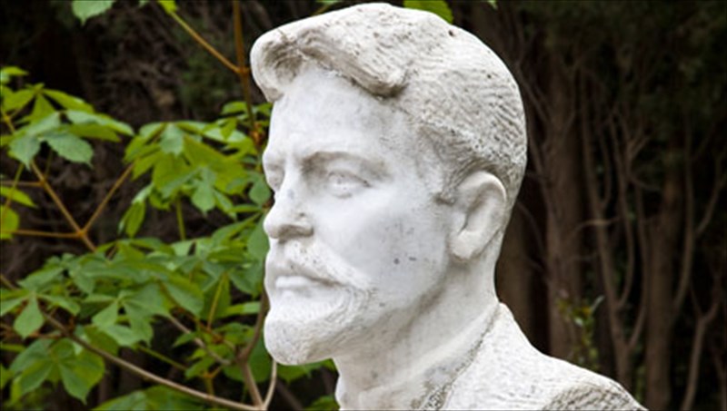 tsexof-kai-tolstoi-mia-duskoli-sxesi