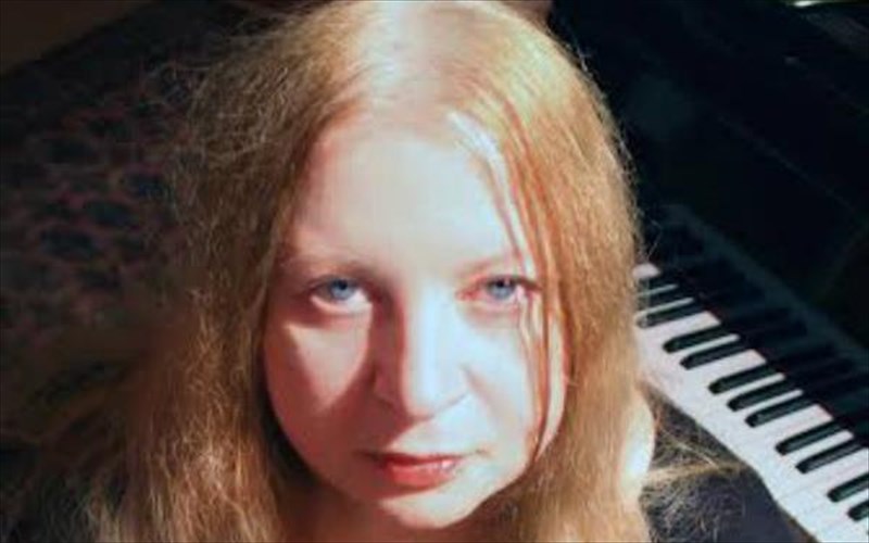 i-lena-platonos-sto-ruthmos-stage