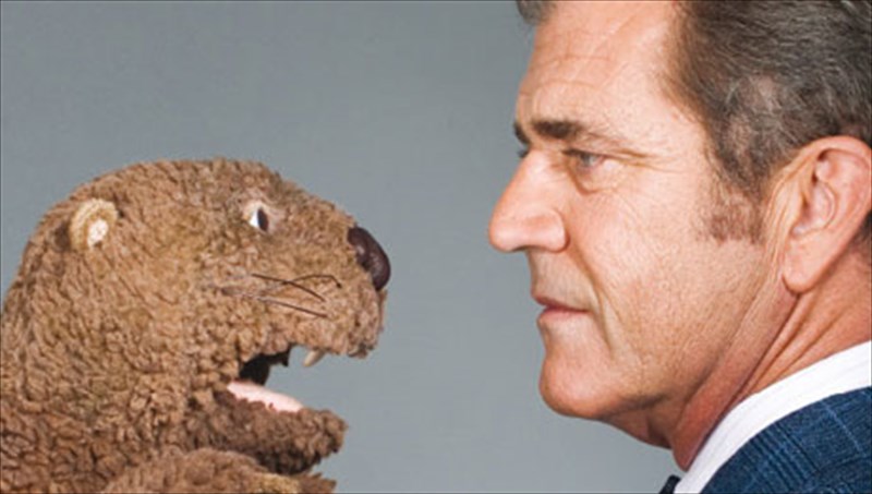 o-mel-gkimpson-kai-i-tzonti-foster-se-rolous-ekpliksi-tzonti-foster-se-rolous-ekpliksi