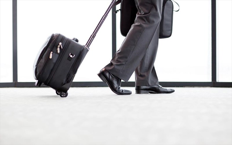 5-aparaitita-pragmata-pou-prepei-na-parete-mazi-sas-se-epaggelmatiko-taksidi-aparaitita-pragmata-pou-prepei-na-parete-mazi-sas-se-epaggelmatiko-taksidi