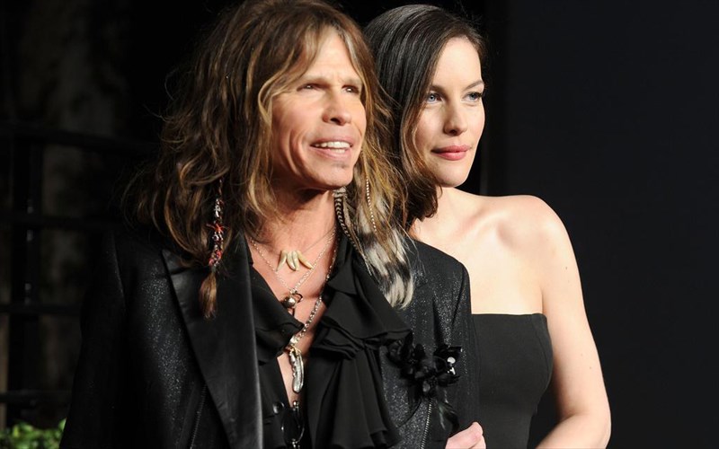 paranomoi-erotes-krufa-paidia