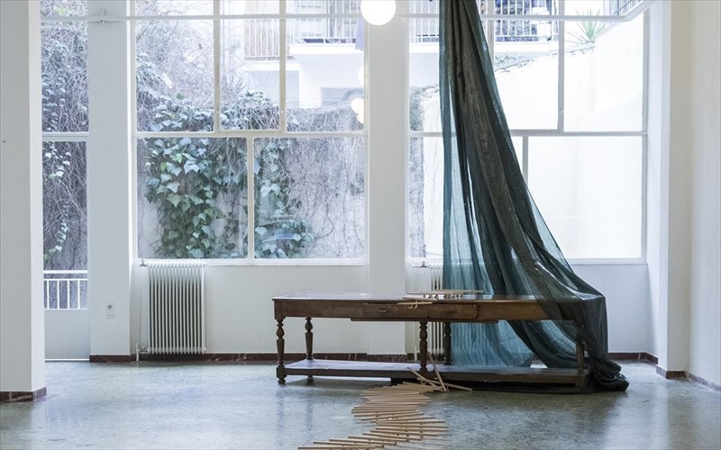 ena-eikastiko-psarokokalo-stin-athina