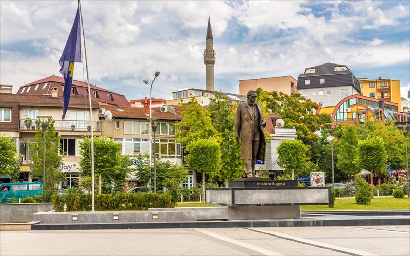 pristina-ti-prepei-na-deite-sti-neoteri-proteuousa-tis-europis