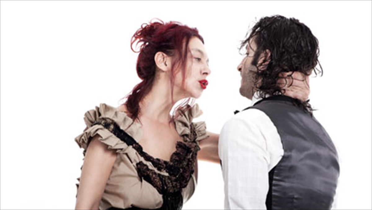 i-dimitra-xatoupi-os-prodomeni-klutaimnistra