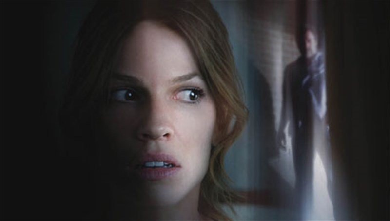 i-xilari-souank-se-erotiko-thriler