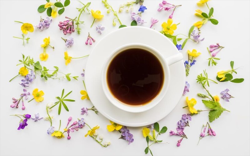 deka-empneusmenoi-apo-to-eksoteriko-tropoi-na-pieite-kafe