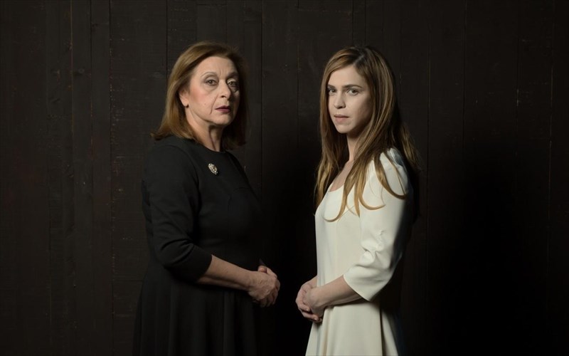 kapoios-na-me-fonaksei-kritiki-theatrou