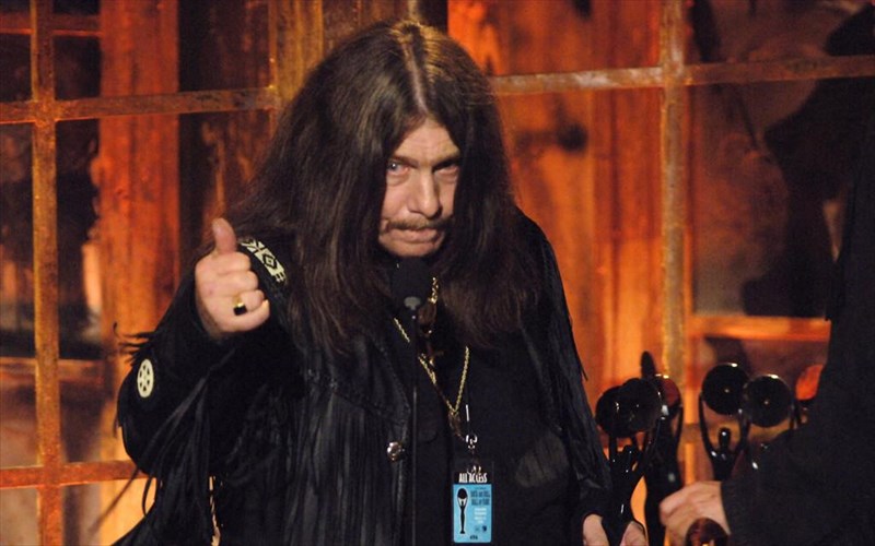 skotothike-se-autokinitistiko-o-drummer-ton-lynyrd-skynyrd-drummer-ton-lynyrd-skynyrd