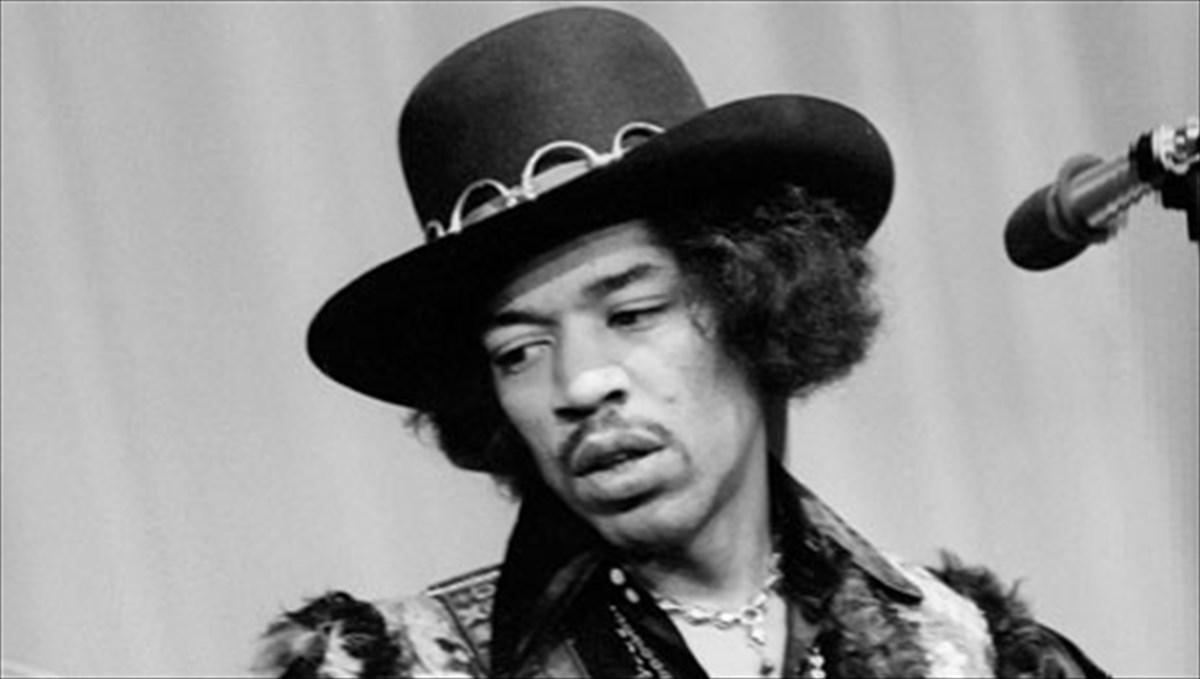 lenon-xentriks-kai-gouorxol-se-tainia-bomba