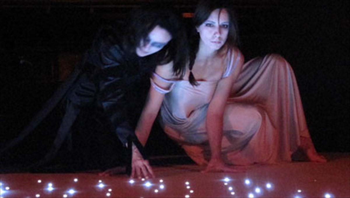 stis-21-augoustou-ksekinoun-ta-merkoureia-sto-dimo-sukeon-neapolis