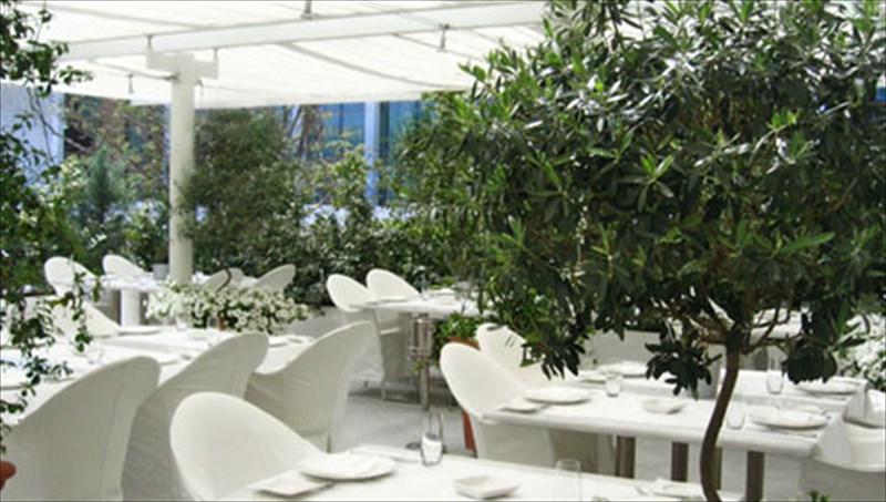 oi-kalokairines-protaseis-tou-milos-asorti-me-to-elliniko-kalokairi