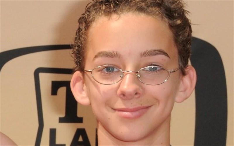 autoktonise-o-19axronos-ithopoios-sawyer-sweeten-19axronos-ithopoios-sawyer-sweeten