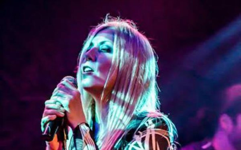 i-theodosia-tsatsou-sto-ruthmos-stage