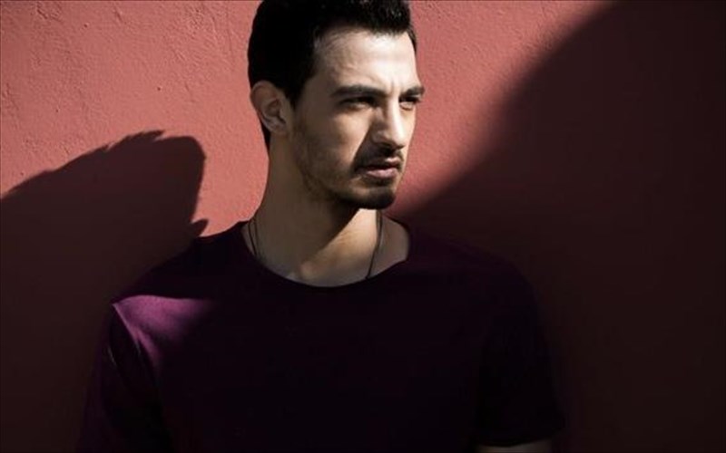 o-dimos-anastasiadis-kleinei-ti-sezon-sto-stauro-tou-notou