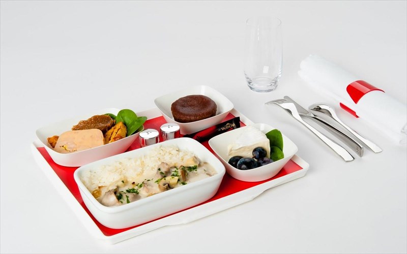 i-air-france-apogeionei-ti-geusi