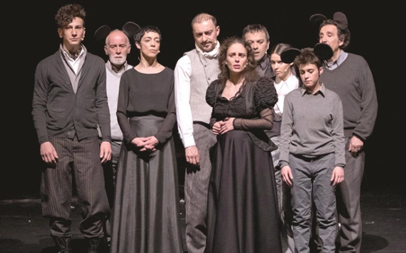 bussinokipos-kritiki-theatrou