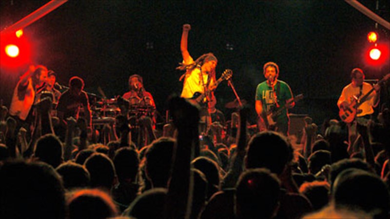 reggae-beach-party-me-tous-locomondo