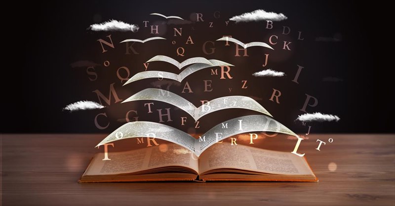 neoi-suggrafeis-mustiriou-apokaluptoun-ta-egklimata-eis-baros-tis-polis