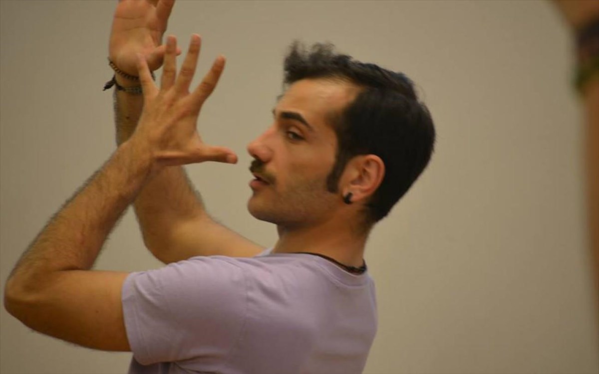 to-taksidi-tou-augoustinou