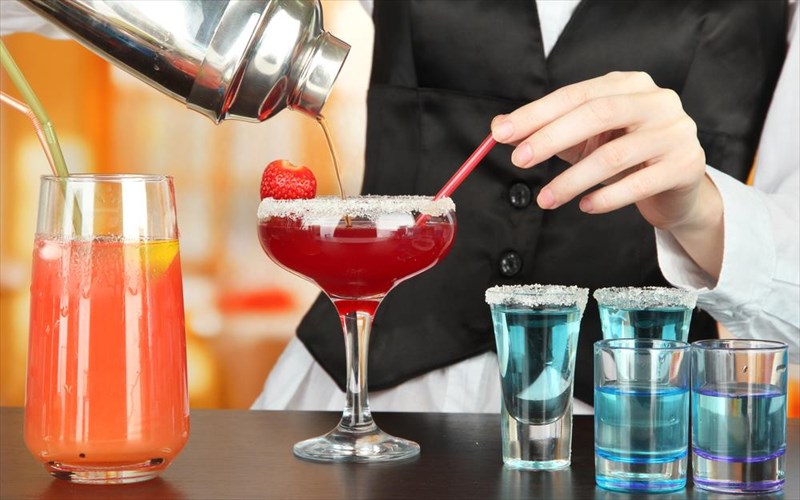 ta-shakers-piran-fotia-sti-glufada