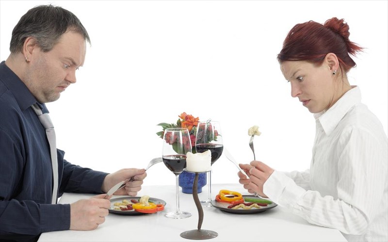 pos-na-katalabete-ena-kako-estiatorio-prin-fate-mpoukia