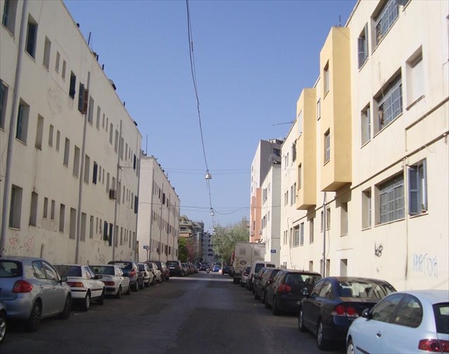 feugoume-ki-as-menoume-psifiaki-periigisi-sto-dourgouti