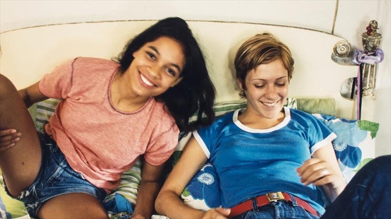 oloklirosi-ton-teenage-kicks-probolon-sto-bios