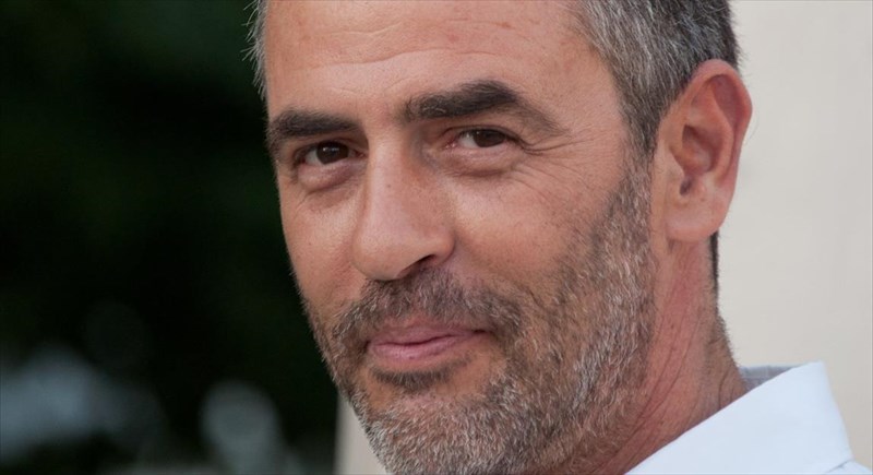 nikos-panagiotopoulos-me-empneoun-i-poluplokotita-tis-zois-kai-i-periplokotita-ton-anthropon-periplokotita-ton-anthropon