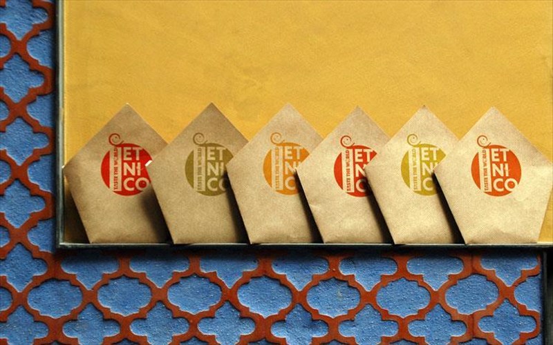 fthino-kai-poiotiko-street-food-sto-etnico