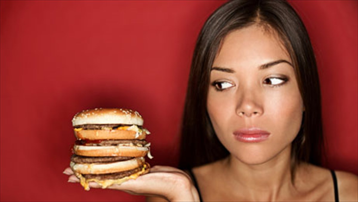 pos-tha-niothoume-xortatoi-xoris-na-trome-polu