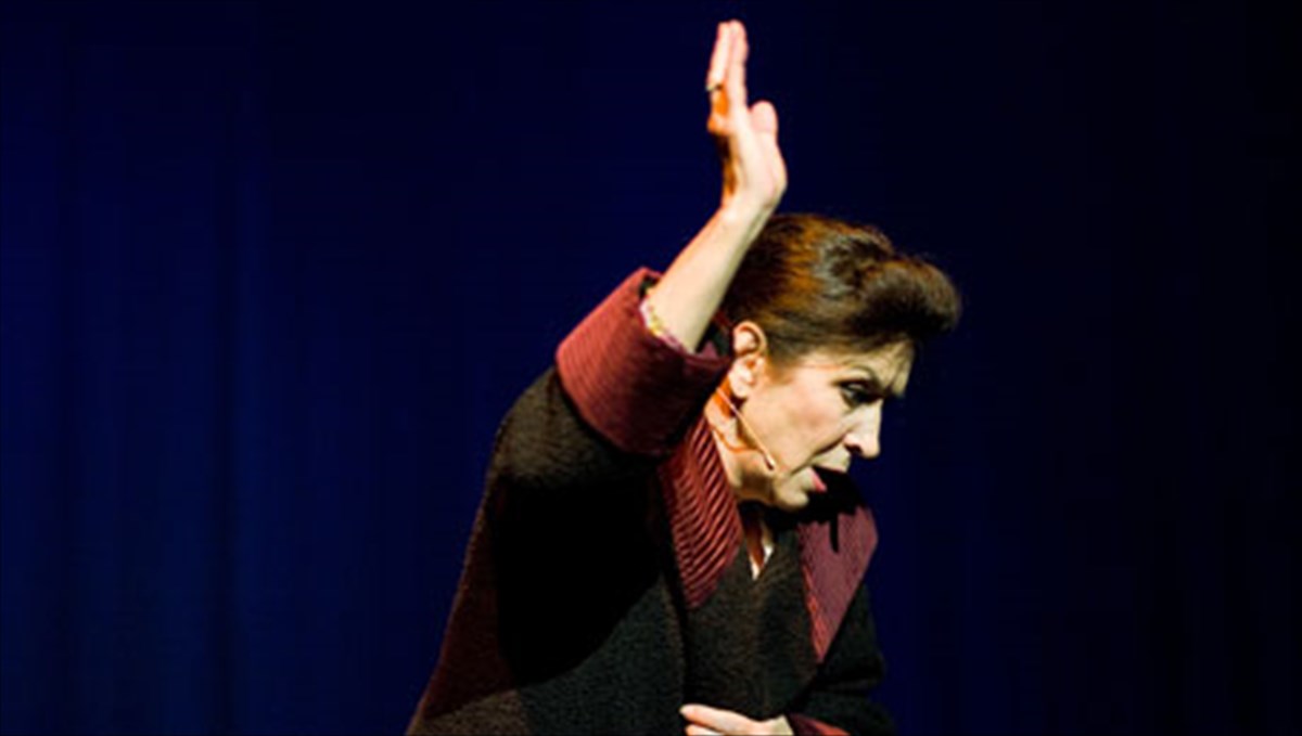 premiera-stis-28-septembriou-gia-to-trito-stefani