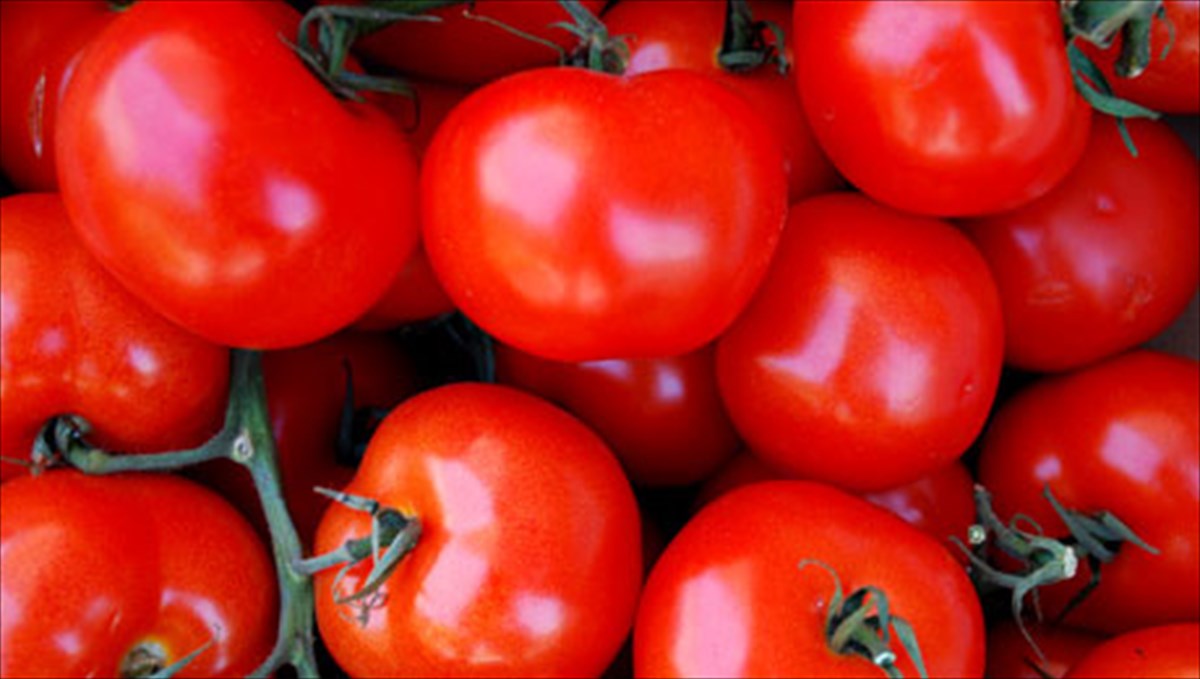 poies-trofes-theorountai-antikarkinikes