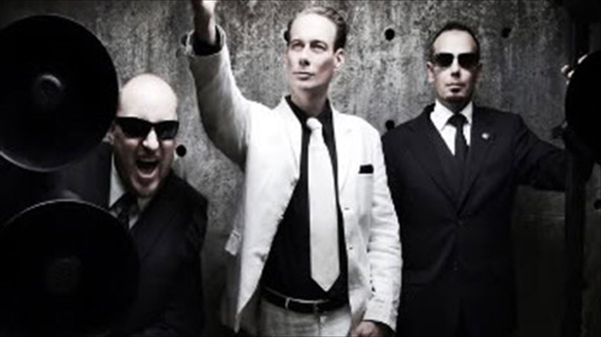 oi-ilektronikes-melodies-ton-covenant-ksana-stin-athina