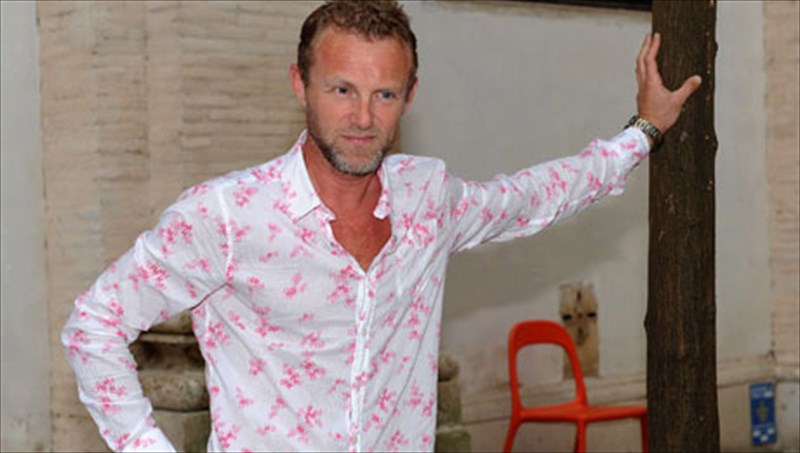 tzo-nesmpo-ta-astunomika-tou-muthistorimata-katektisan-ti-m-bretania