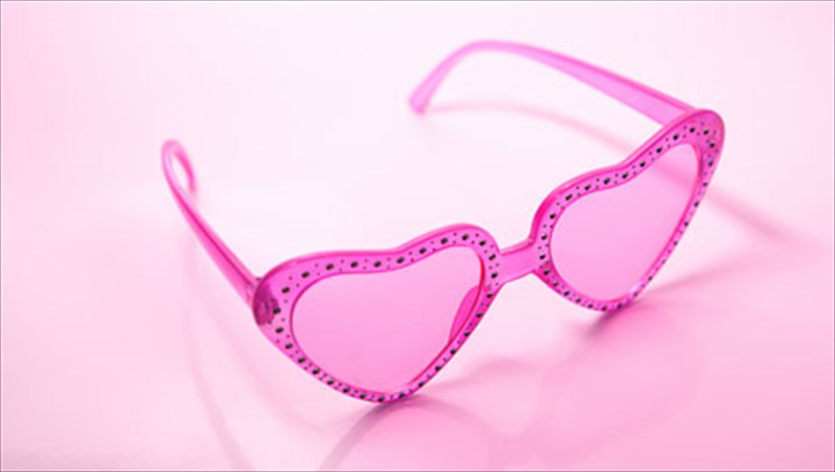 i-lolita-skandalizei-ti-rosiki-ekklisia