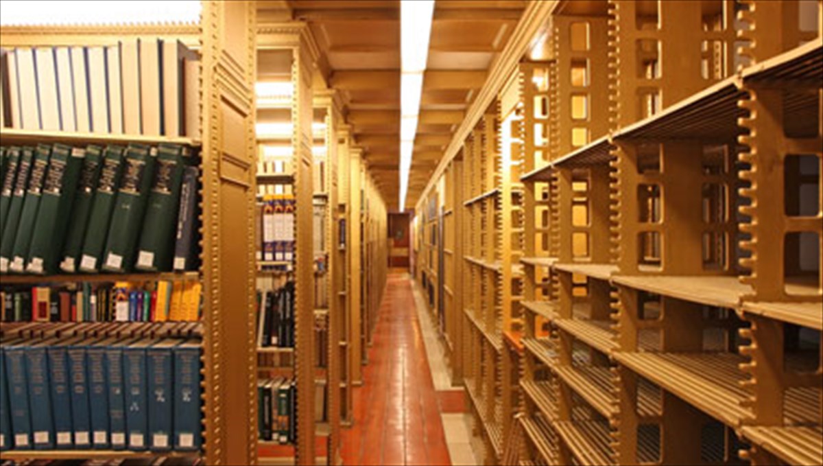 bibliothikes-en-meso-krisis