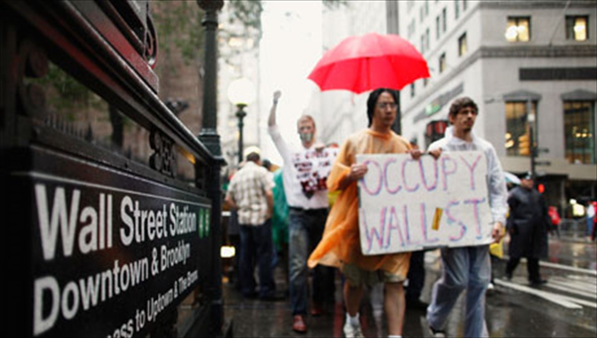 to-xoligount-upostirizei-tous-aganaktismenous-tis-neas-yorkis