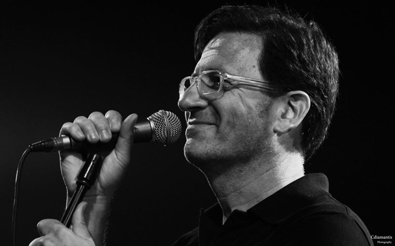 o-thanasis-papakonstantinou-sto-theatro-braxon-burona