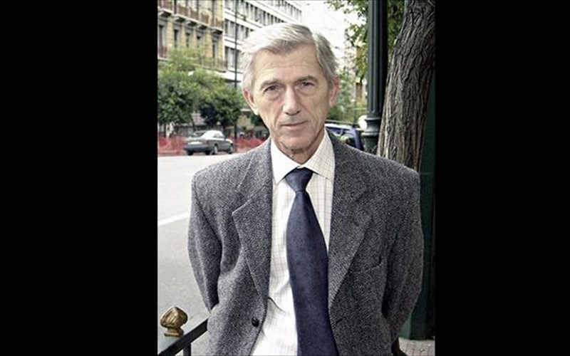 ksekinoun-oi-sunantiseis-me-suggrafeis-sto-cafe-tou-ianou