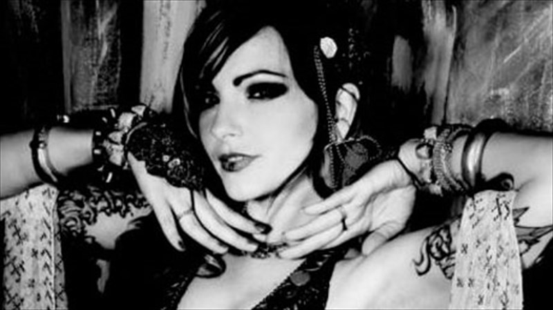 mousiki-xoros-kai-texni-apo-ti-mesi-anatoli-stin-texnopoli