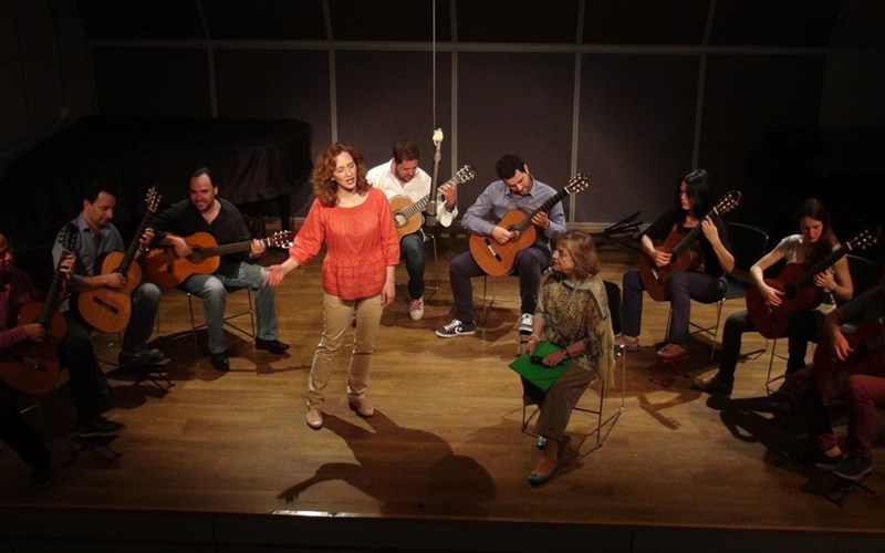 mia-mousiki-ekpaideutiki-parastasi-sto-odeio-filippos-nakas-gia-ton-miki