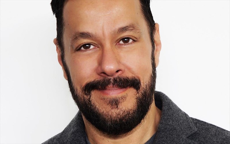 luiz-veloso-i-prosarmostikotita-einai-anagkaia-sunthiki-gia-ti-diaionisi-ton-eidon