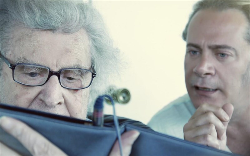 o-mikis-theodorakis-sunantise-ton-stefano-korkoli-ki-eginan-xrusoi