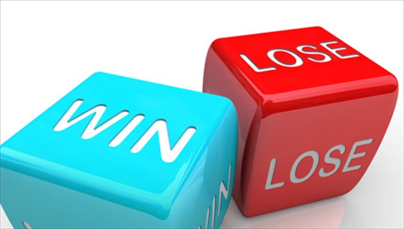 o-baggelis-raptopoulos-mas-mathainei-tin-texni-tis-apotuxias